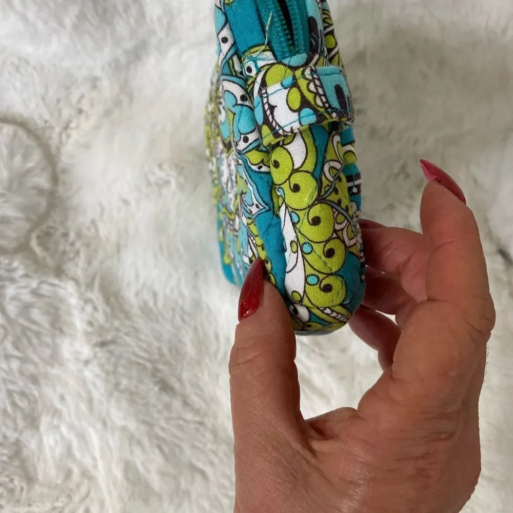NEW Vera Bradley peacock cosmetic travel toiletry case